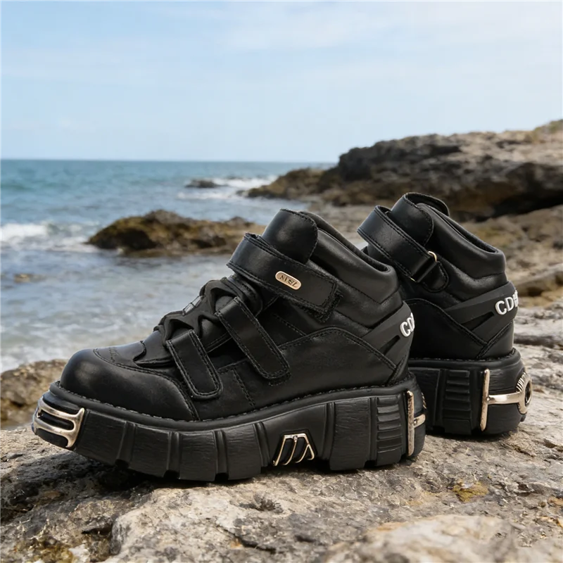 Women's Gothic Metal Decoration Chunk Heel Platform Punk Fashion Sneakers