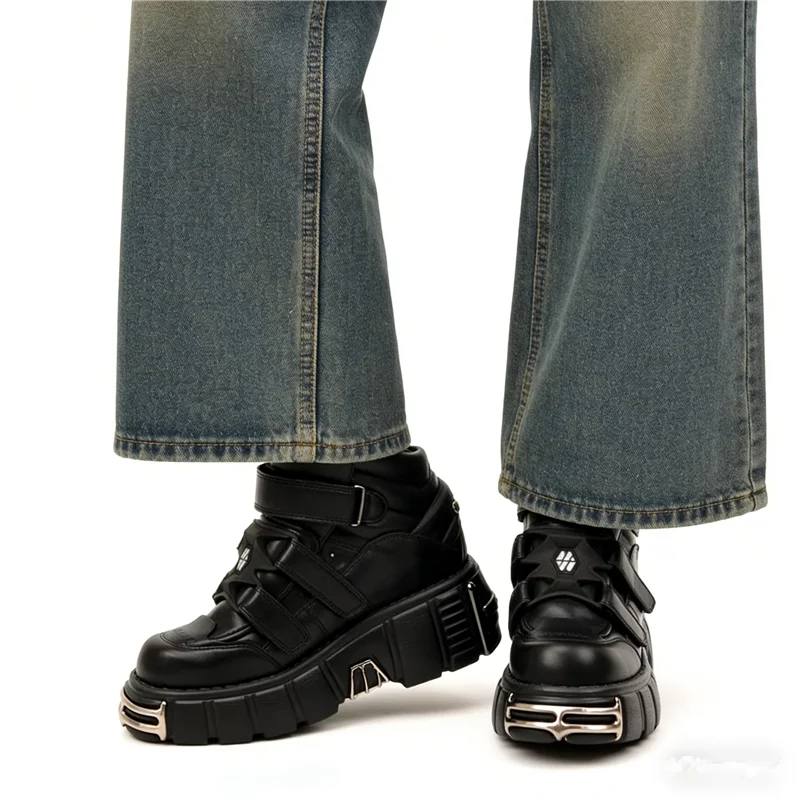 Women's Gothic Metal Decoration Chunk Heel Platform Punk Fashion Sneakers