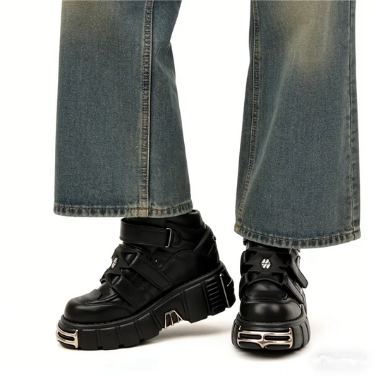Women's Gothic Metal Decoration Chunk Heel Platform Punk Fashion Sneakers