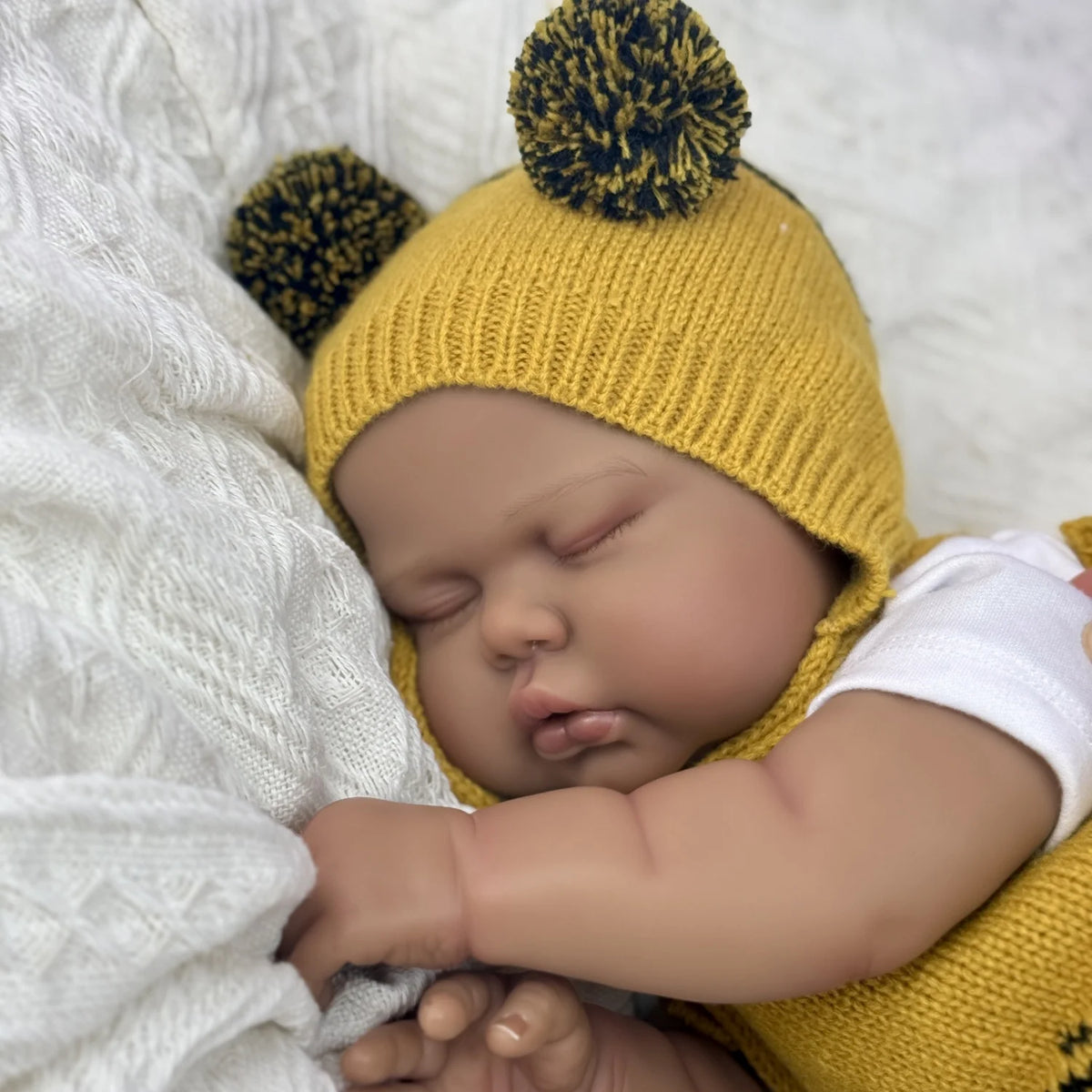 BZDOLL Chubby Asleep Reborn Doll Vinyl Limbs Cloth Body Gift