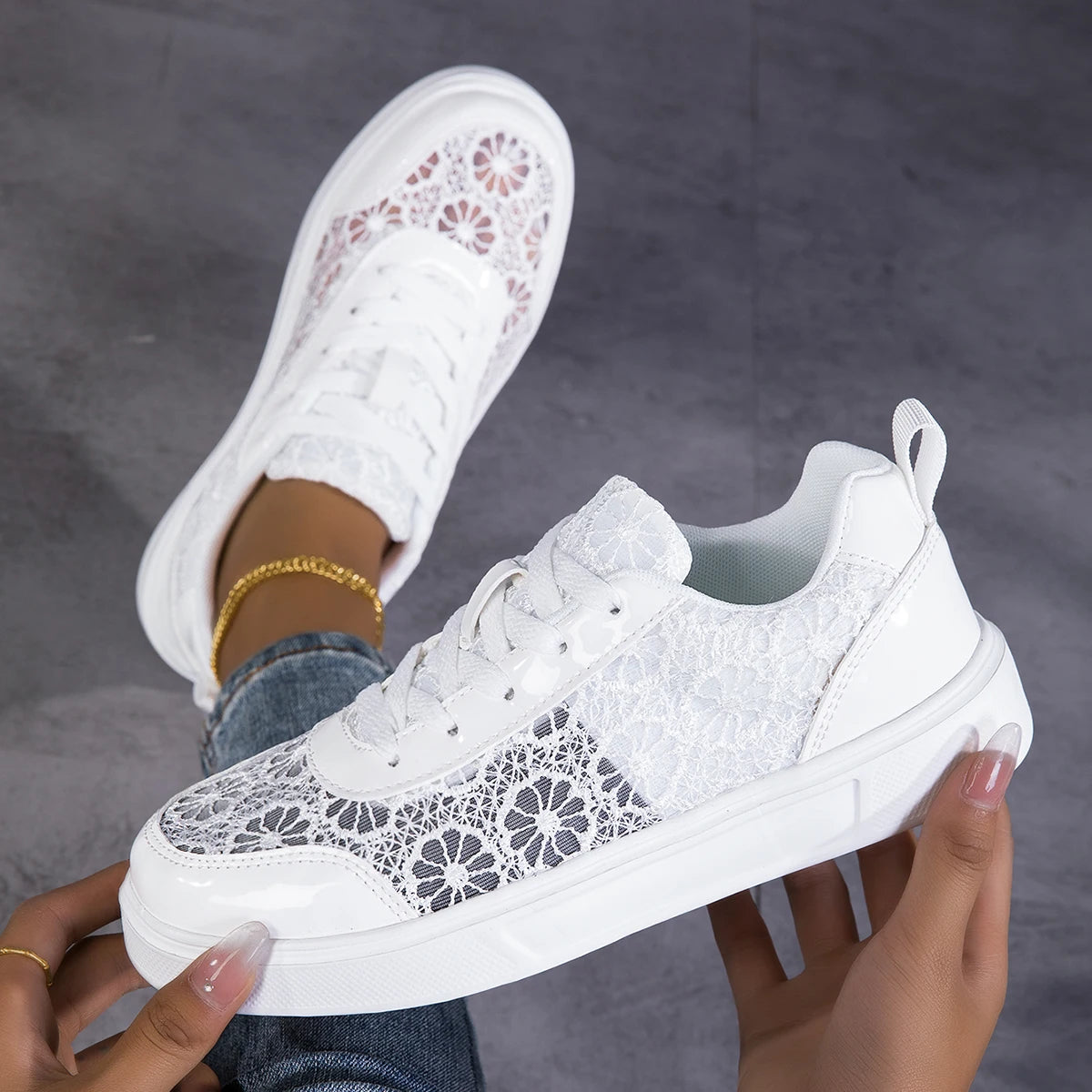 Women Platform Sneakers Lace Up Breathable Mesh Non Slip Footwear